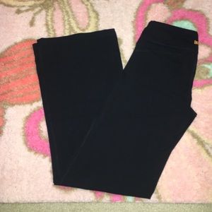 XS short Lucy yoga pants
